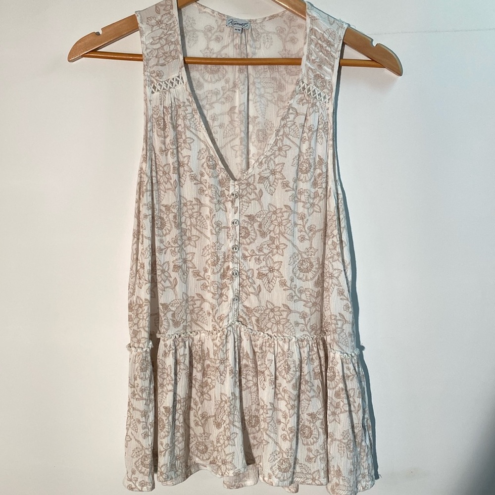 Kismet - floral sleeveless Rayon top. Size M